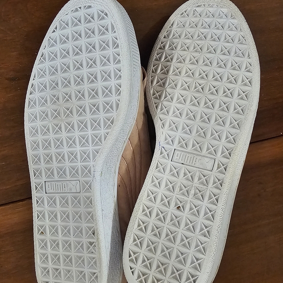 Puma Heart Hyper Peach Velvet Floral Embroidery Sneakers Women's Size 7.5 - Picture 8 of 14